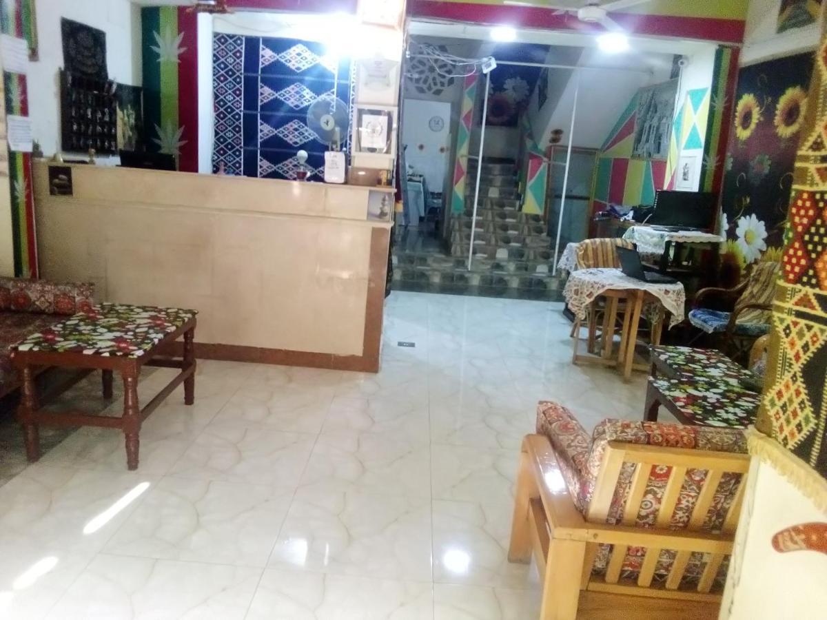 Bob Marley Hotel Luxor Eksteriør billede