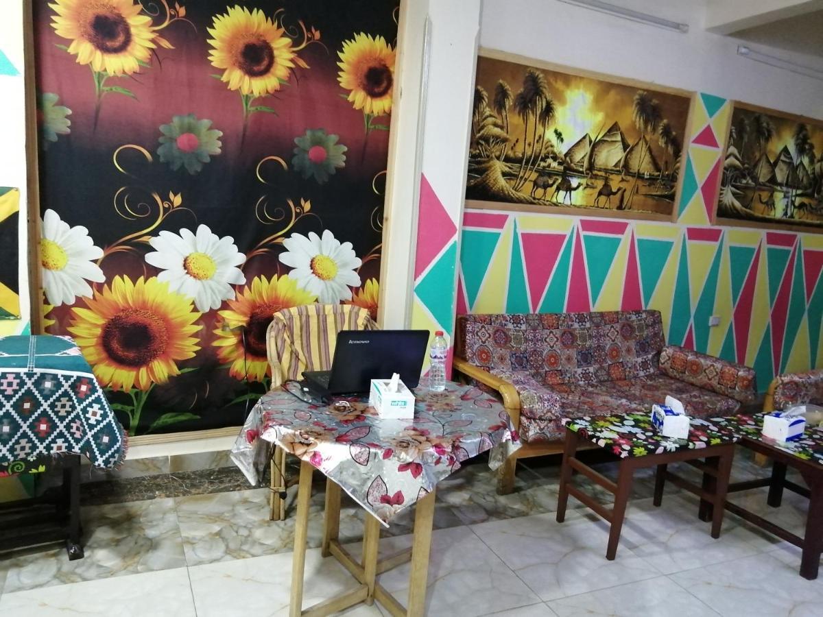 Bob Marley Hotel Luxor Eksteriør billede